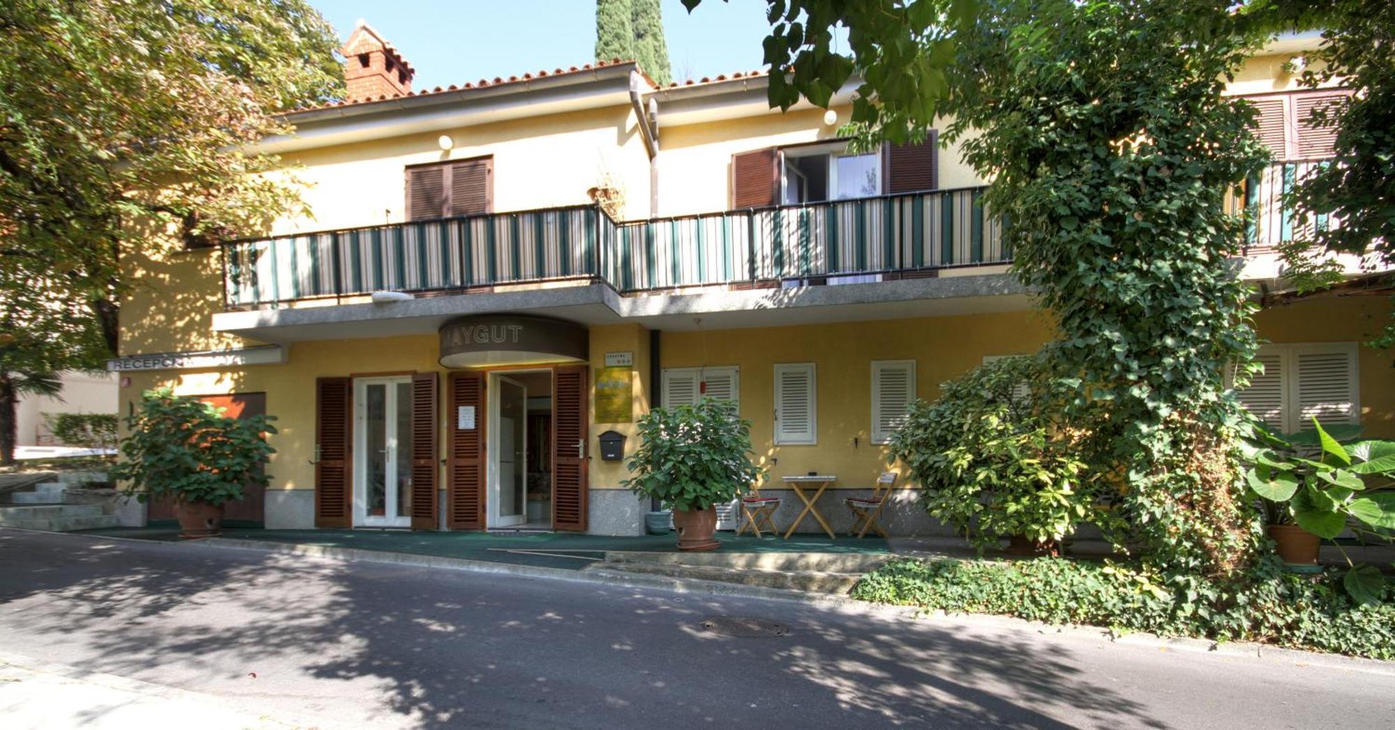 Forgotten Garden Apartments Portoroz Exterior foto